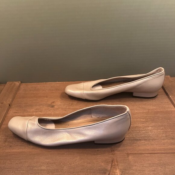 Vaneli Womens Rose Gold/Beige Slip On Shoes - Picture 4 of 8